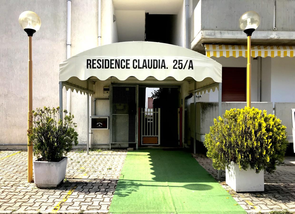 Claudia Residence Алба Адриатика Екстериор снимка